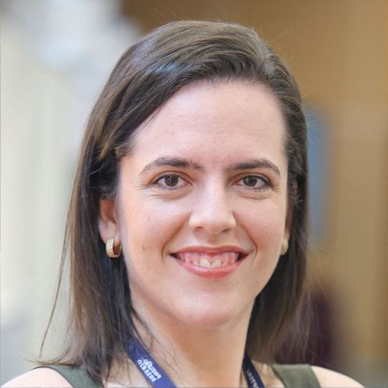 Dra. Thaís Figueiredo de Souza Mazzine